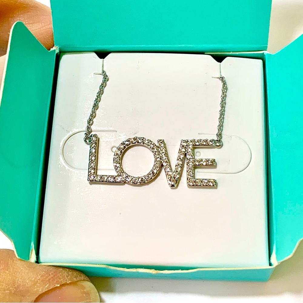 Origami Owl Crystal Love Necklace Brand New